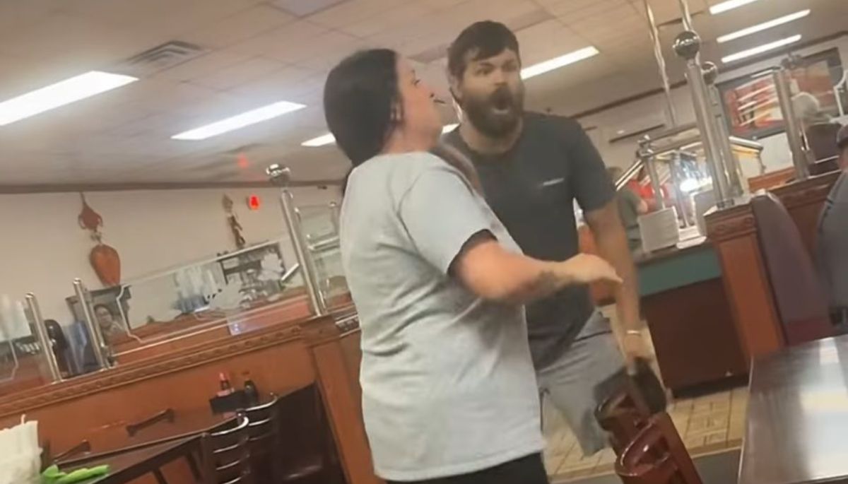 Arkansas Family Confronts Disturbing Incident Involving Offensive Language and False Claims