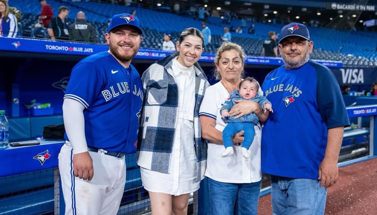 Alejandro Kirk And Sofia Castaneda Welcome Daughter Emilia Into The World