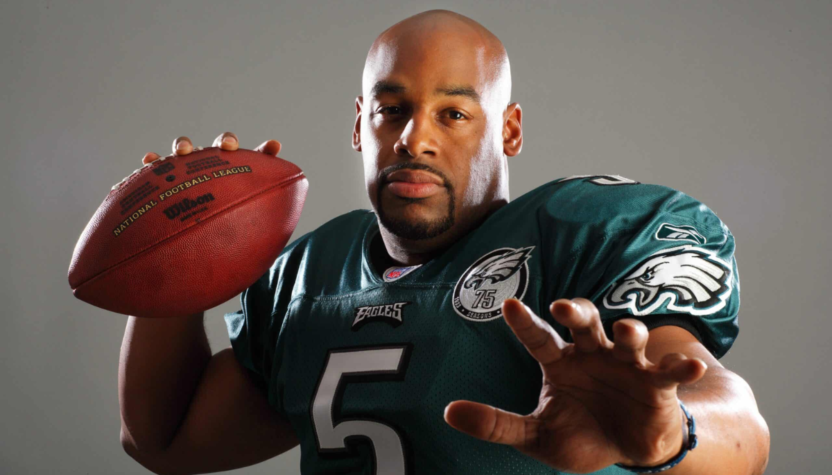 Debunking Misinformation: Donovan McNabb Remains Alive and Active