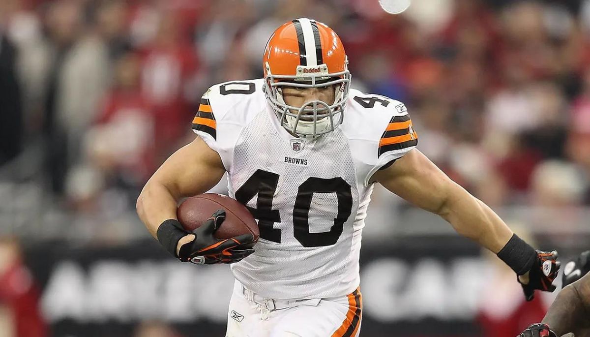 Angela Cole's Relationship with Peyton Hillis and Career Highlights