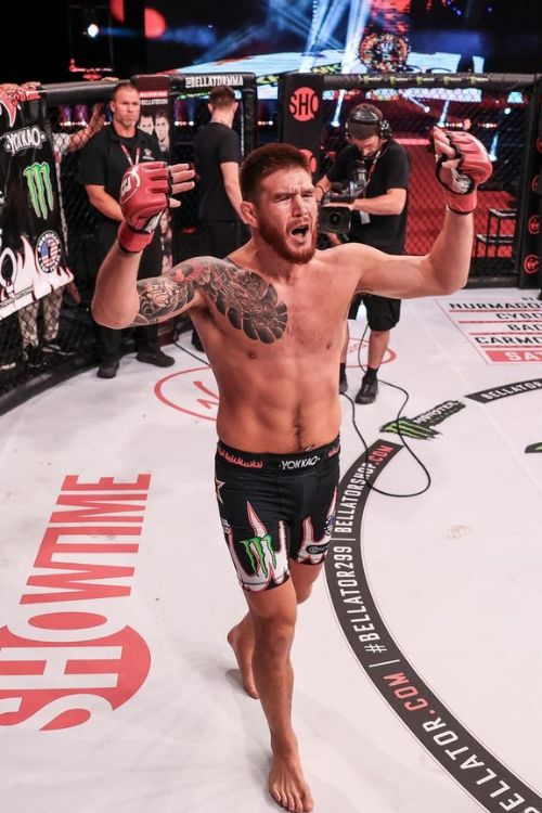 Johnny Eblen's Financial Overview & Career Highlights 2026